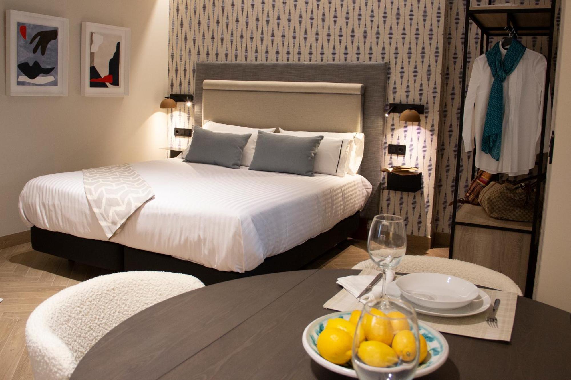 Aparthotel Puerta De La Ribera *
